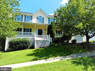 9125 Paulyn Dr Owings, MD 20736
