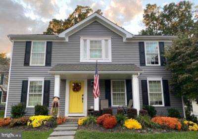 16 Biscay Ct Baltimore, MD 21234