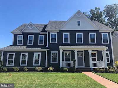 17163 Belle Isle Dr Dumfries, VA 22026