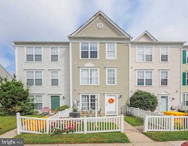 624 Sprite Way Glen Burnie, MD 21061