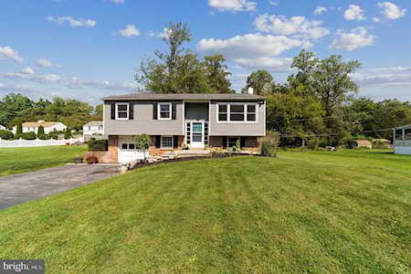 339 Saint James Rd West Chester, PA 19380