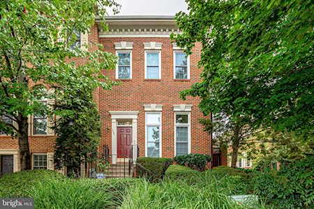 4663 Lambert Dr Alexandria, VA 22311