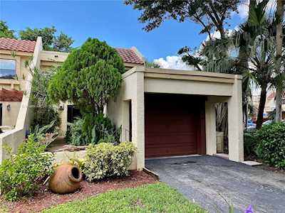 281 Fern Dr #4-7 Weston, FL 33326