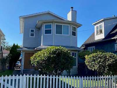 3983 Alice Street Vancouver, BC V5N 4J6