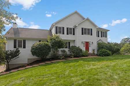 65 Blue Ridge Rd North Andover, MA 01845