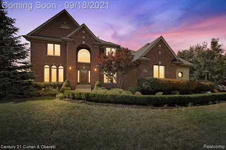 18227 Parkshore Dr Northville Twp, MI 48168