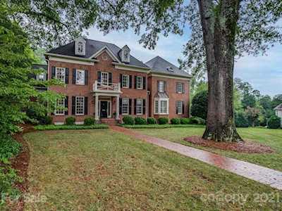 129 Ridgewood Ave Charlotte, NC 28209
