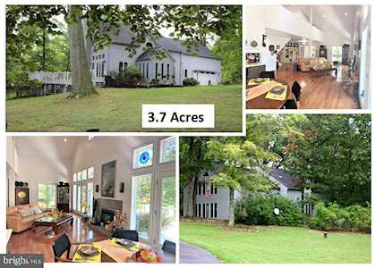 32 Wagon Train Hedgesville, WV 25427