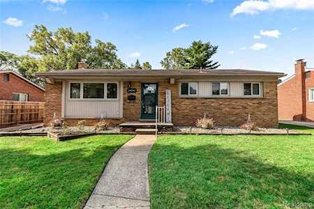 34041 Ann Arbor Trail Livonia, MI 48150