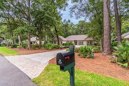 28 Hobonny Place Hilton Head Island, SC 29926