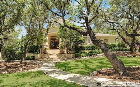 27815 Woodland Green Boerne, TX 78015