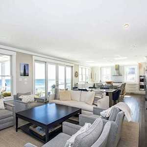 16 Gunrock Ave Hull, MA 02045