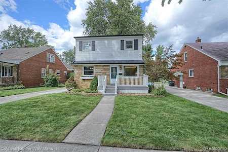 1065 Goodale Ave Clawson, MI 48017