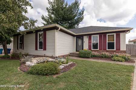 1309 Oak Ridge Ct Simpsonville, KY 40067