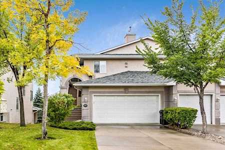92 Sierra Morena Green SW Calgary, AB T3H 3H8