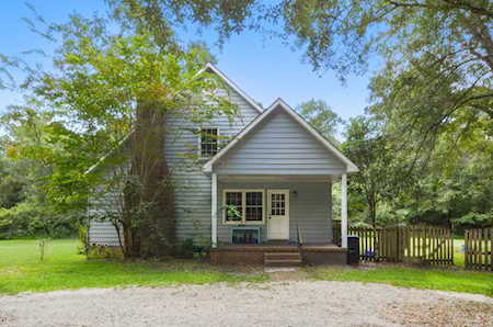 10091 Alert Rd Mcclellanville, SC 29458