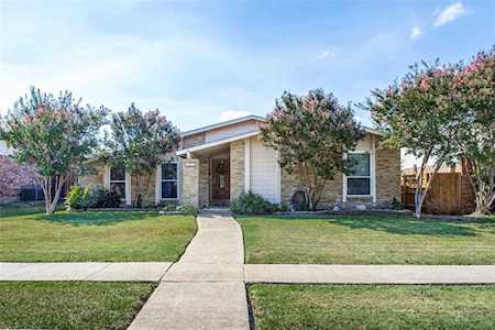4812 Roberts Drive The Colony, TX 75056