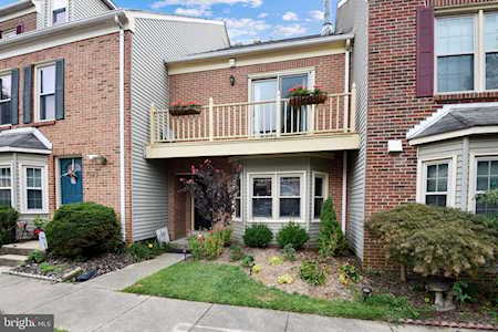 7525 Chrisland Cove Falls Church, VA 22042
