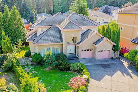 3092 Carousel Court Coquitlam, BC V3E 3E1