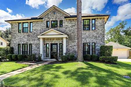 8526 Canyon Pine Dr Spring, TX 77379