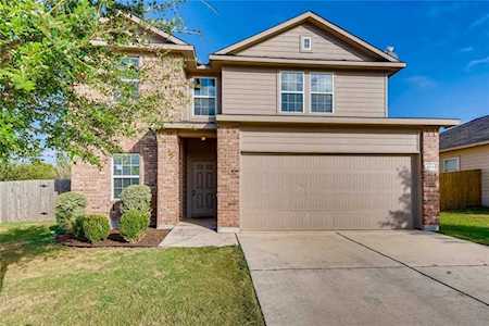 164 Hollis LN Kyle, TX 78640