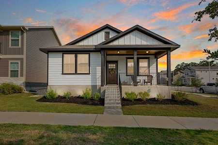 1903 Pecan Island DR Leander, TX 78641
