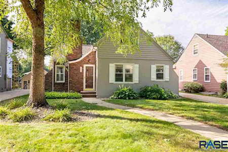 609 E Wiswall Pl Sioux Falls, SD 57105