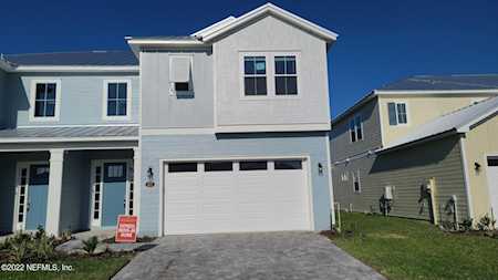 627 Rum Runner Way St Johns, FL 32259