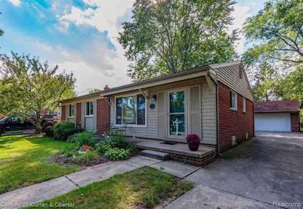 505 Burtman Dr Troy, MI 48083