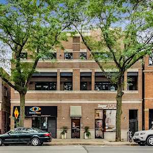 2110 W Roscoe St #2 Chicago, IL 60618