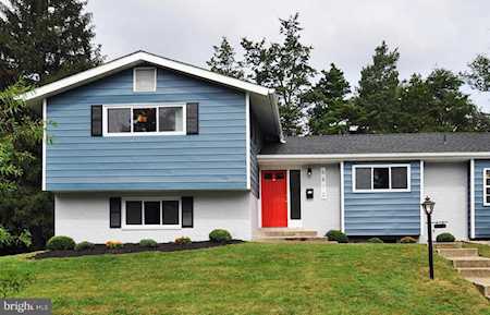 6812 Calverton Dr Hyattsville, MD 20782