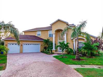 948 Bunker View Dr Apollo Beach, FL 33572