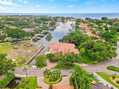 1011 Brightwaters Blvd NE St. Petersburg, FL 33704