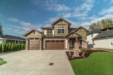 10041 Magnolia Place Chilliwack, BC V0X 1X1