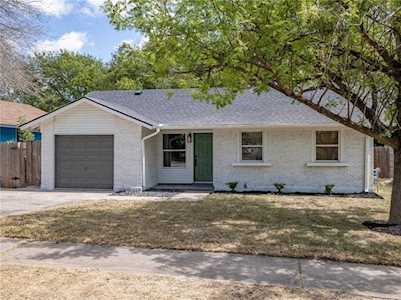 9711 Oriole DR Austin, TX 78753