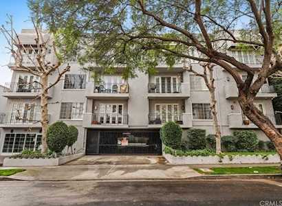 2219 S Bentley Ave #103 Los Angeles, CA 90064