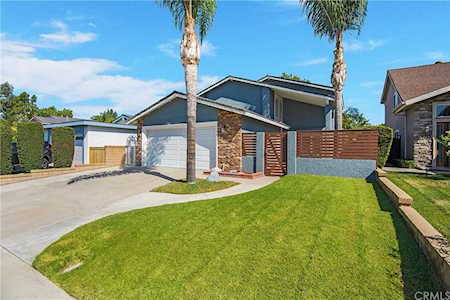 27535 Velador Mission Viejo, CA 92691