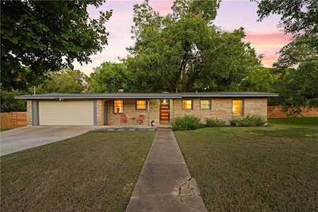 11601 Oakwood DR Austin, TX 78753