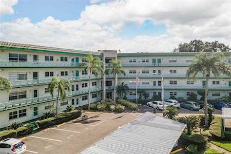 5725 80th St N #207 St. Petersburg, FL 33709