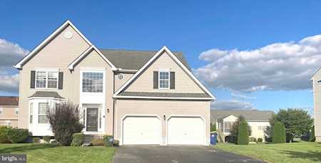 90 Redstone Ct Felton, DE 19943