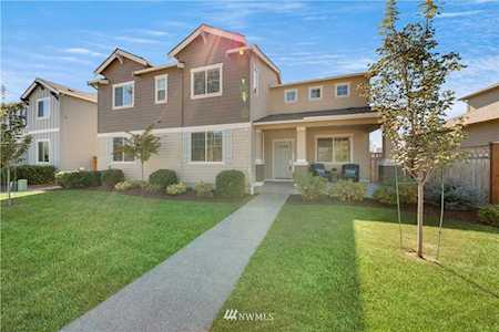 17825 Berkeley Parkway E Bonney Lake, WA 98391