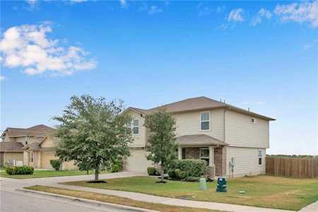 207 Liard River RD Hutto, TX 78634