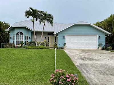 6556 Garland St Fort Myers, FL 33966