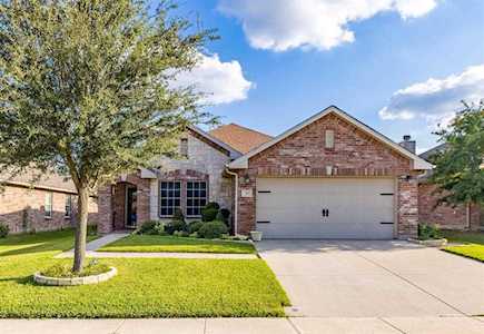 313 Amethyst Drive Fort Worth, TX 76131