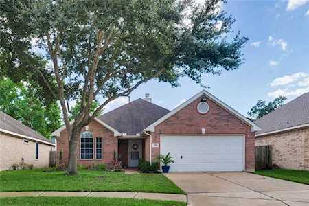 7907 Naples Park Ct Houston, TX 77070