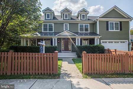 2252 Nottingham St N Arlington, VA 22205