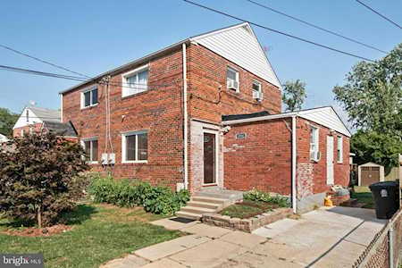 1911 Oliver St Hyattsville, MD 20782