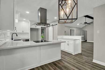 2415 Lexford Ln Houston, TX 77080