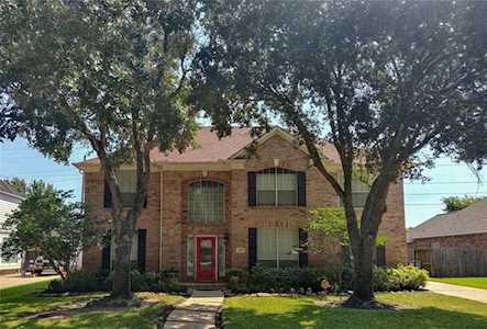 1907 Lake Winds Dr Missouri City, TX 77459