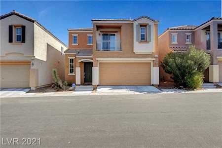 10607 Gibbous Moon Dr Las Vegas, NV 89129